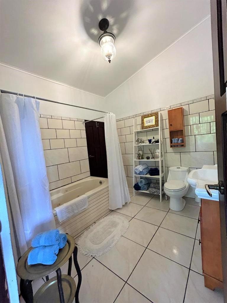 Appartamento Casa Sophia Guápiles Esterno foto